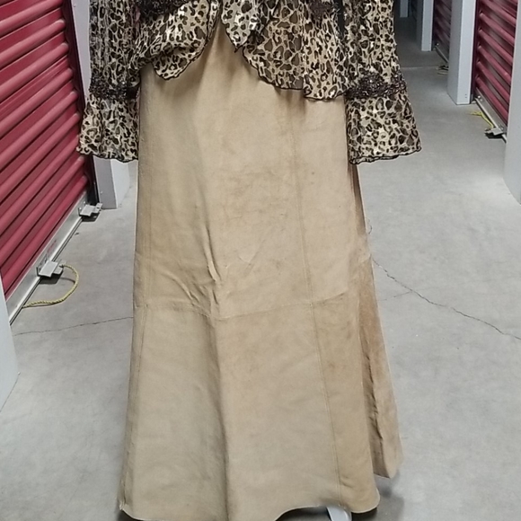 Blouse - Picture 3 of 5